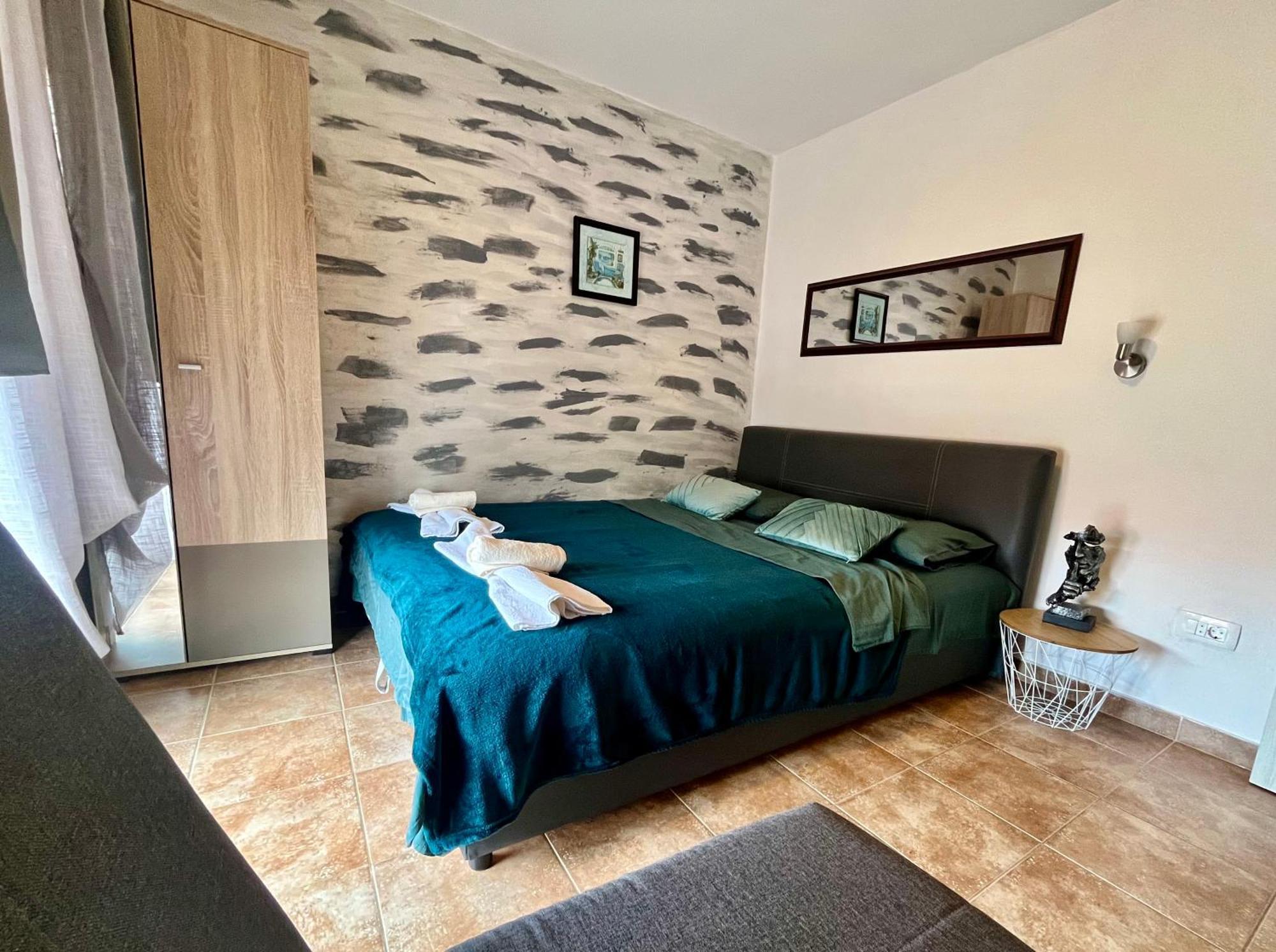 Krasići Apartments Obradovic מראה חיצוני תמונה
