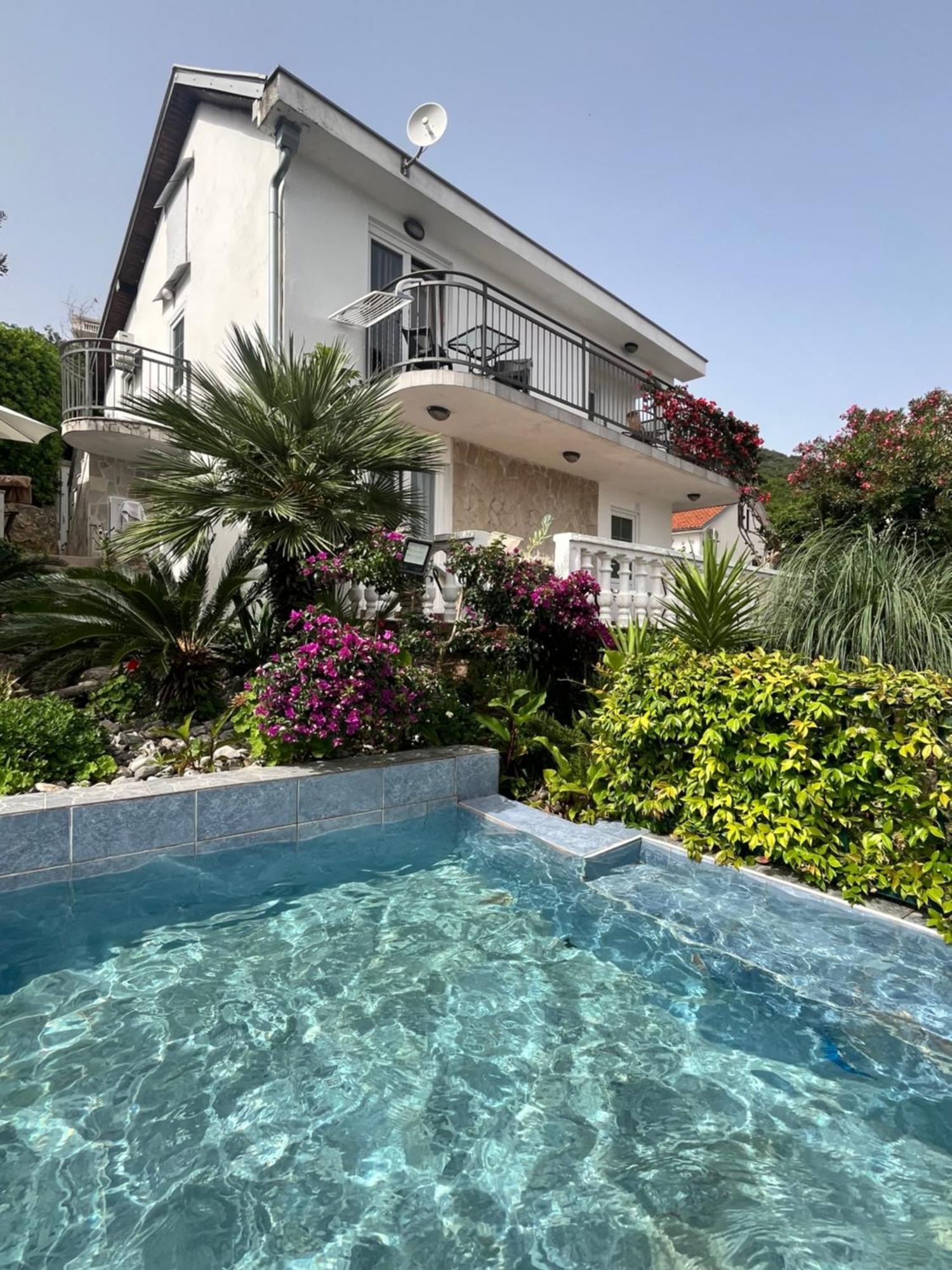 Krasići Apartments Obradovic מראה חיצוני תמונה