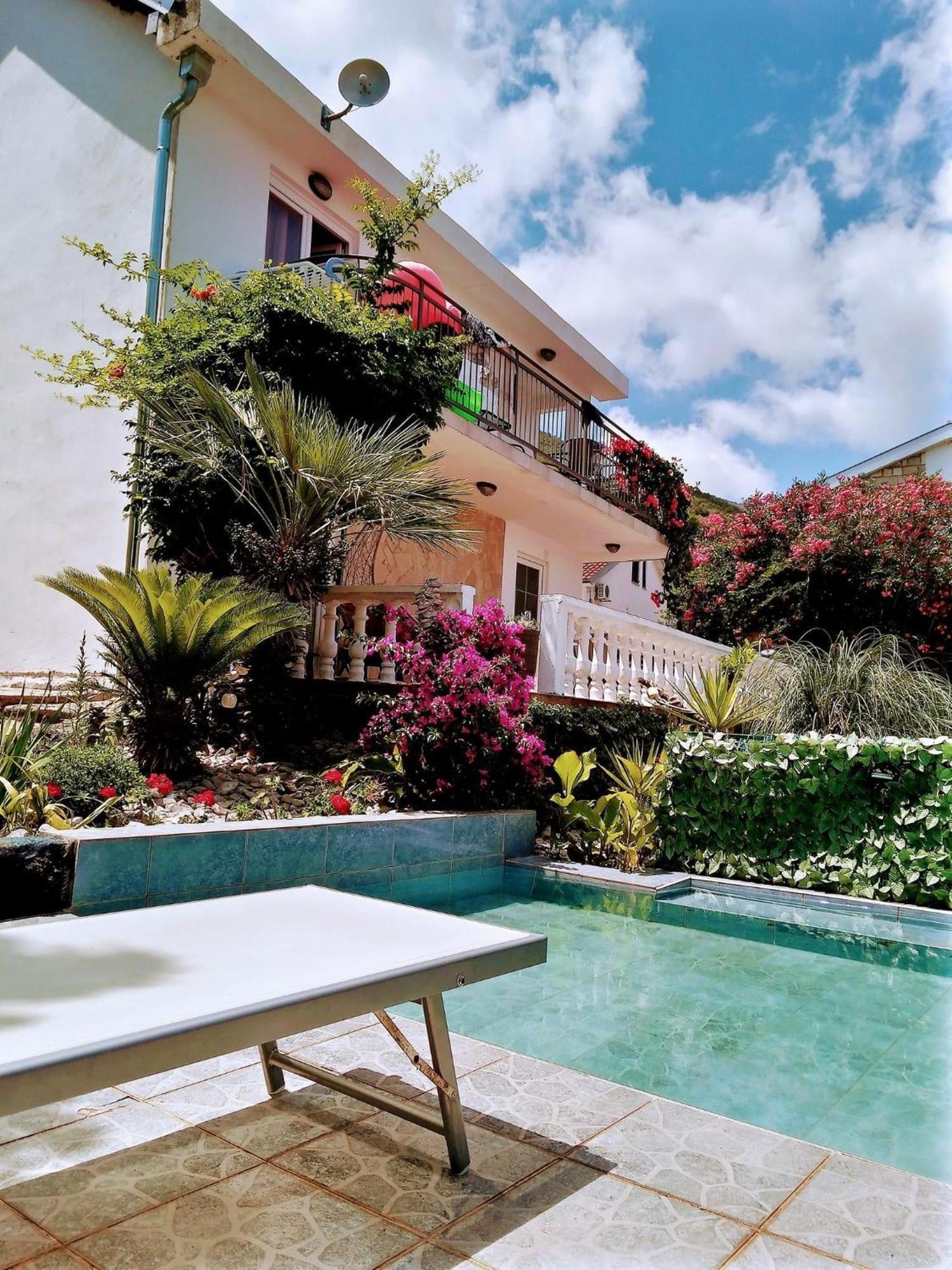 Krasići Apartments Obradovic מראה חיצוני תמונה